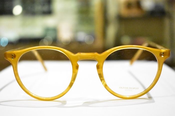 オリバーピープルズフェアより、イエローが綺麗なフレーム☆(ニュース