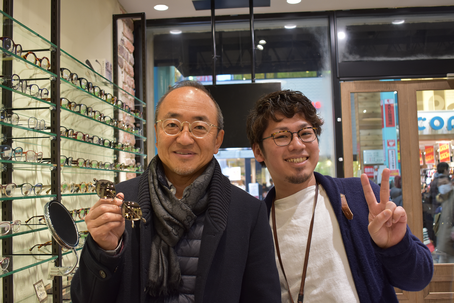 クリアフレームがぴったり馴染む☆F様×OLIVER PEOPLES PEPPARD