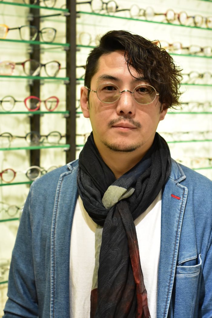 色が変わる調光レンズ！ O様×OLIVER PEOPLES CADWELL(ニュース＆ブログ